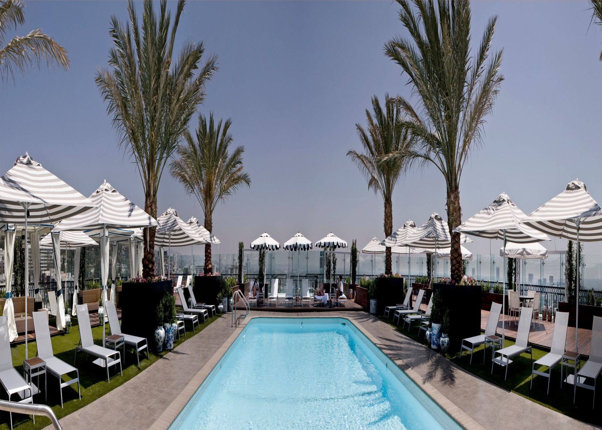 The London West Hollywood At Beverly Hills Luaran gambar The pool at the Standard, Hollywood