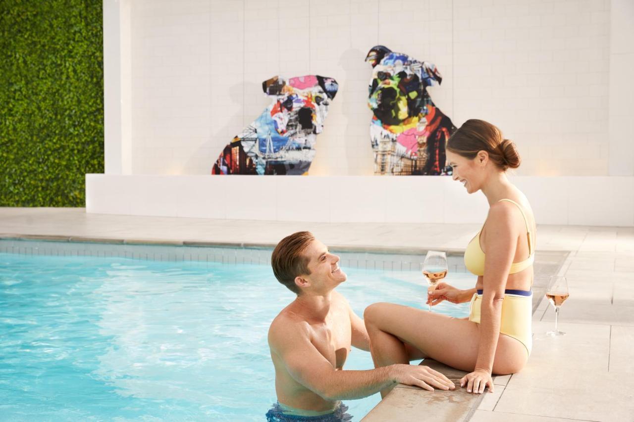 The London West Hollywood At Beverly Hills Luaran gambar The pool at the W South Beach